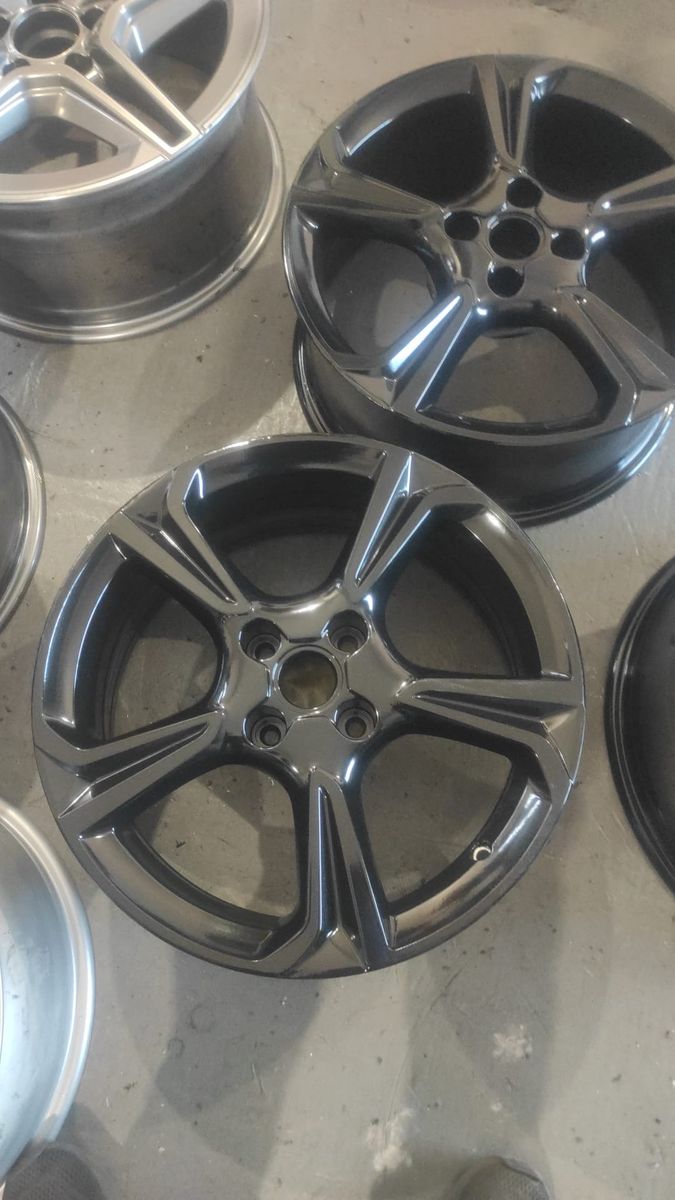 Refurbished grey alloy