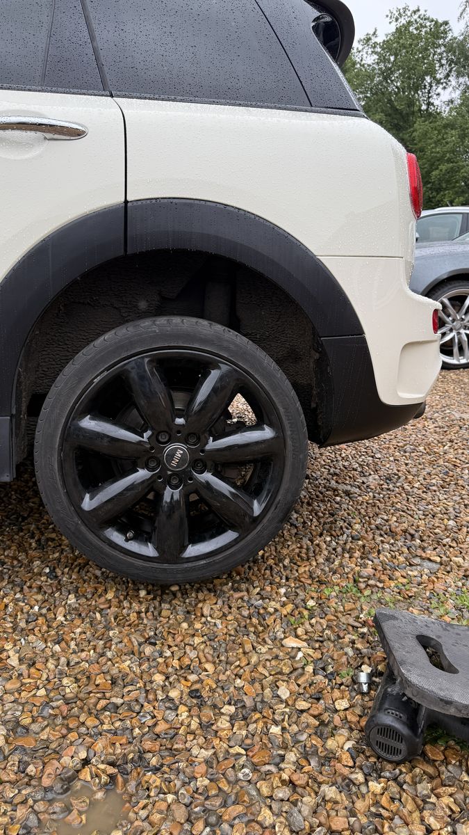 Mini gloss black alloy